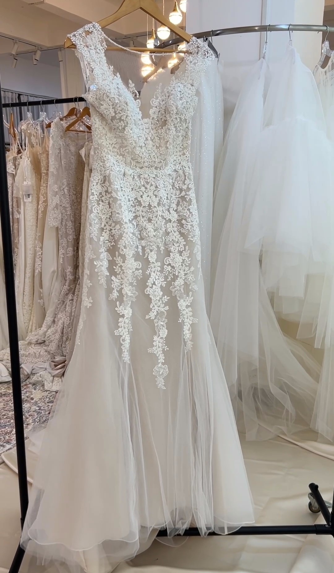 Fenta wedding dress